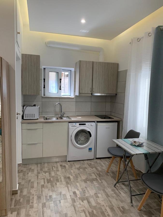 Santorini Studio For 2 Person In Athens Near Sea& Center Appartement Buitenkant foto